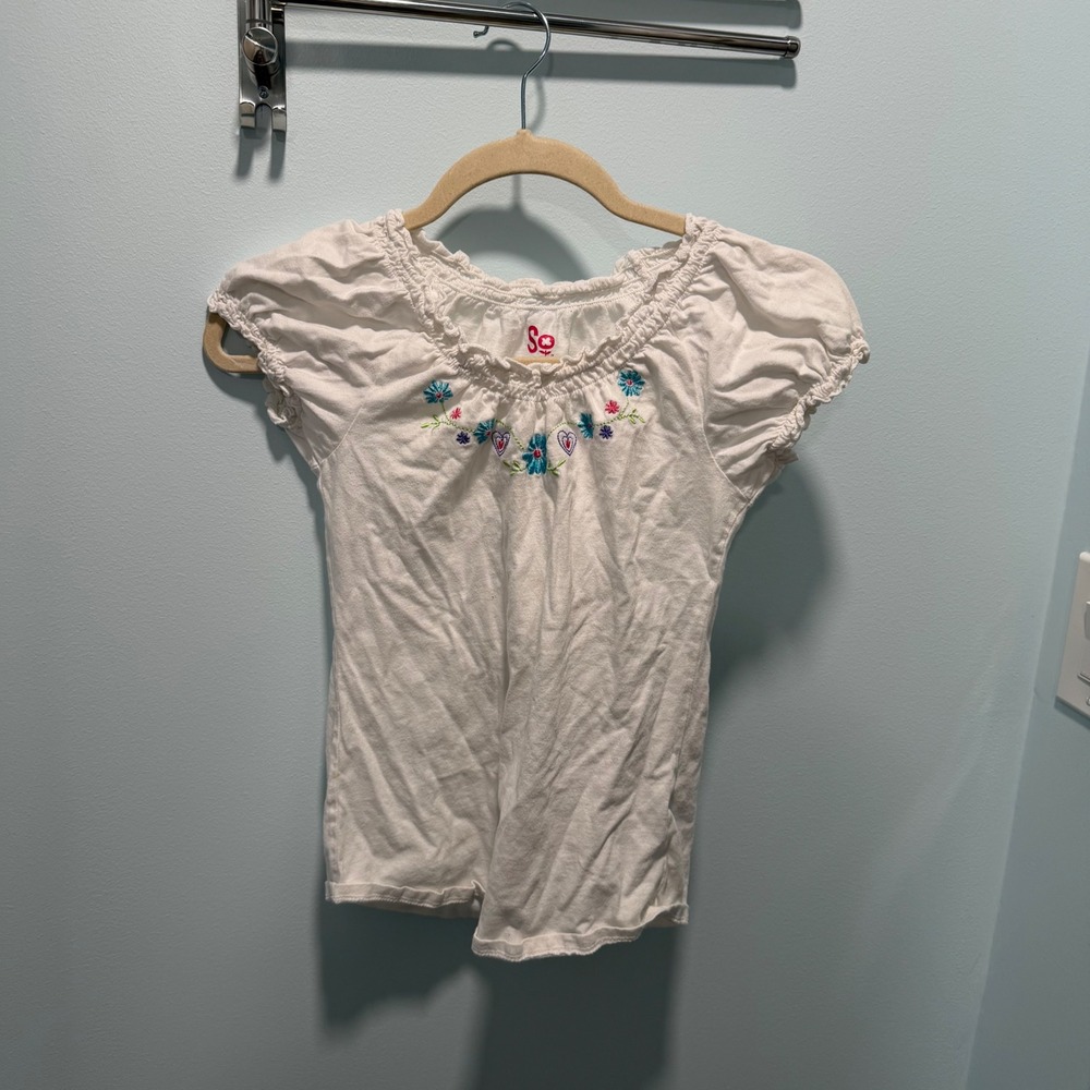 SO Girls Embroidered Floral Peasant Top White Size M 10/12 Boho Casual